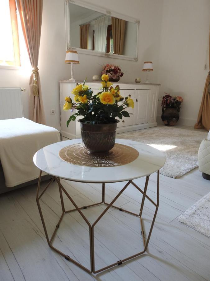 Patak Apartman Eger Exterior photo
