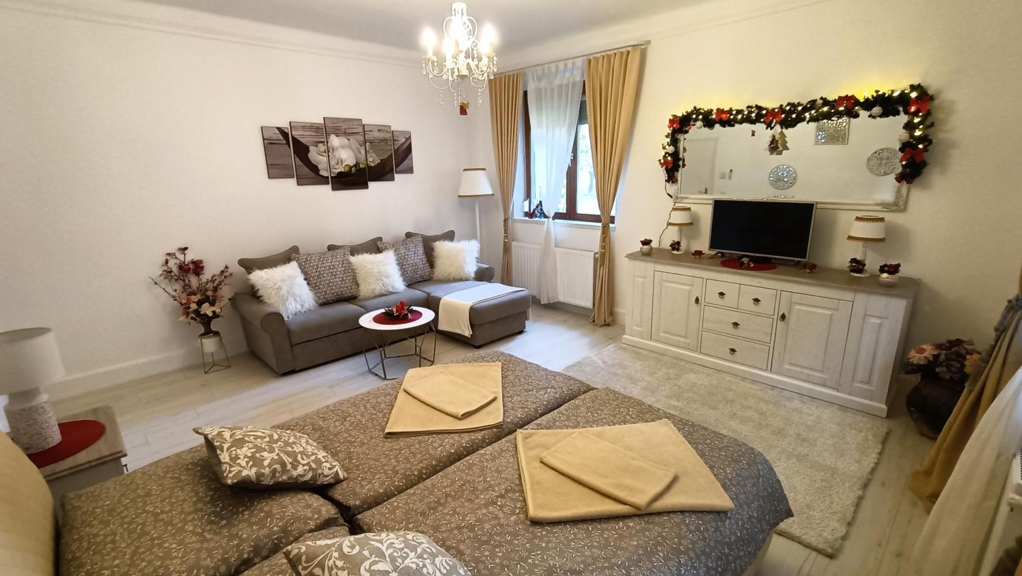 Patak Apartman Eger Exterior photo